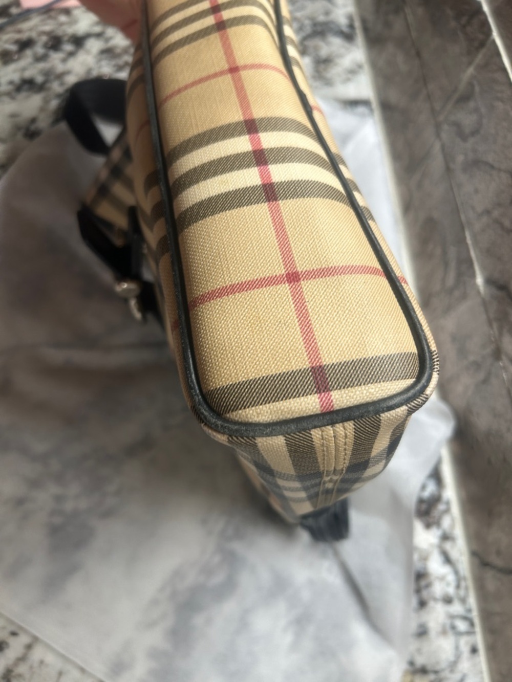 Burberry Vintage Beige Nova Check Canvas Shoulder Bag with Black Leather Trim - Picture 13 of 15